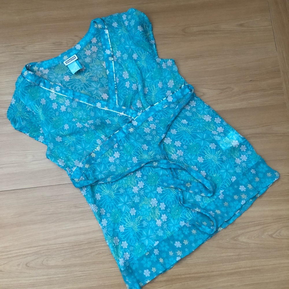 Turquoise light blouse short sleeve, European brand : Street One, Size 38/ US 8